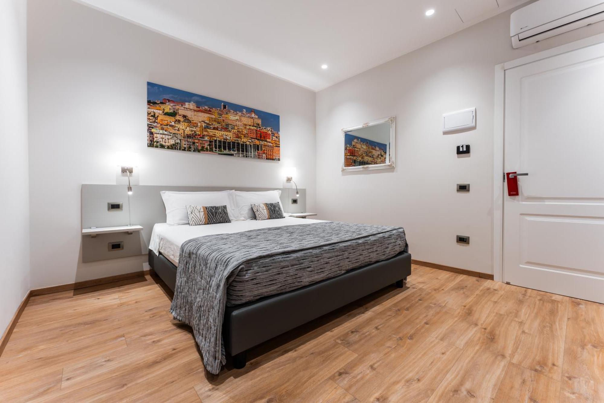 The Inga Rooms Marina Cagliari Exterior photo