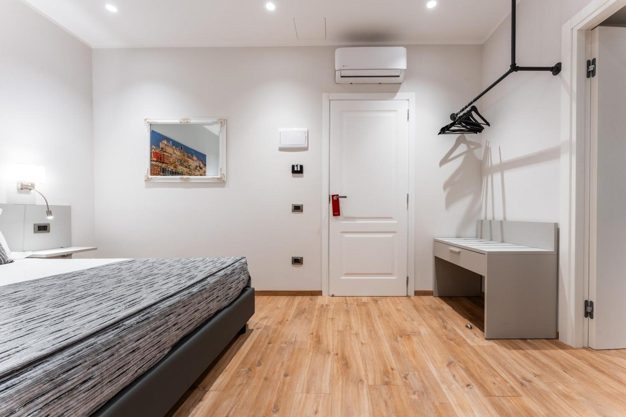 The Inga Rooms Marina Cagliari Exterior photo