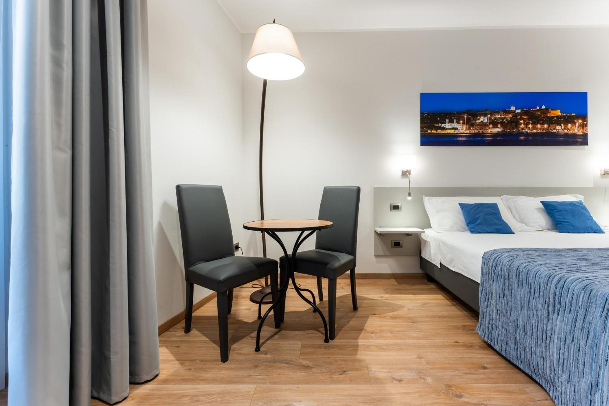 The Inga Rooms Marina Cagliari Exterior photo