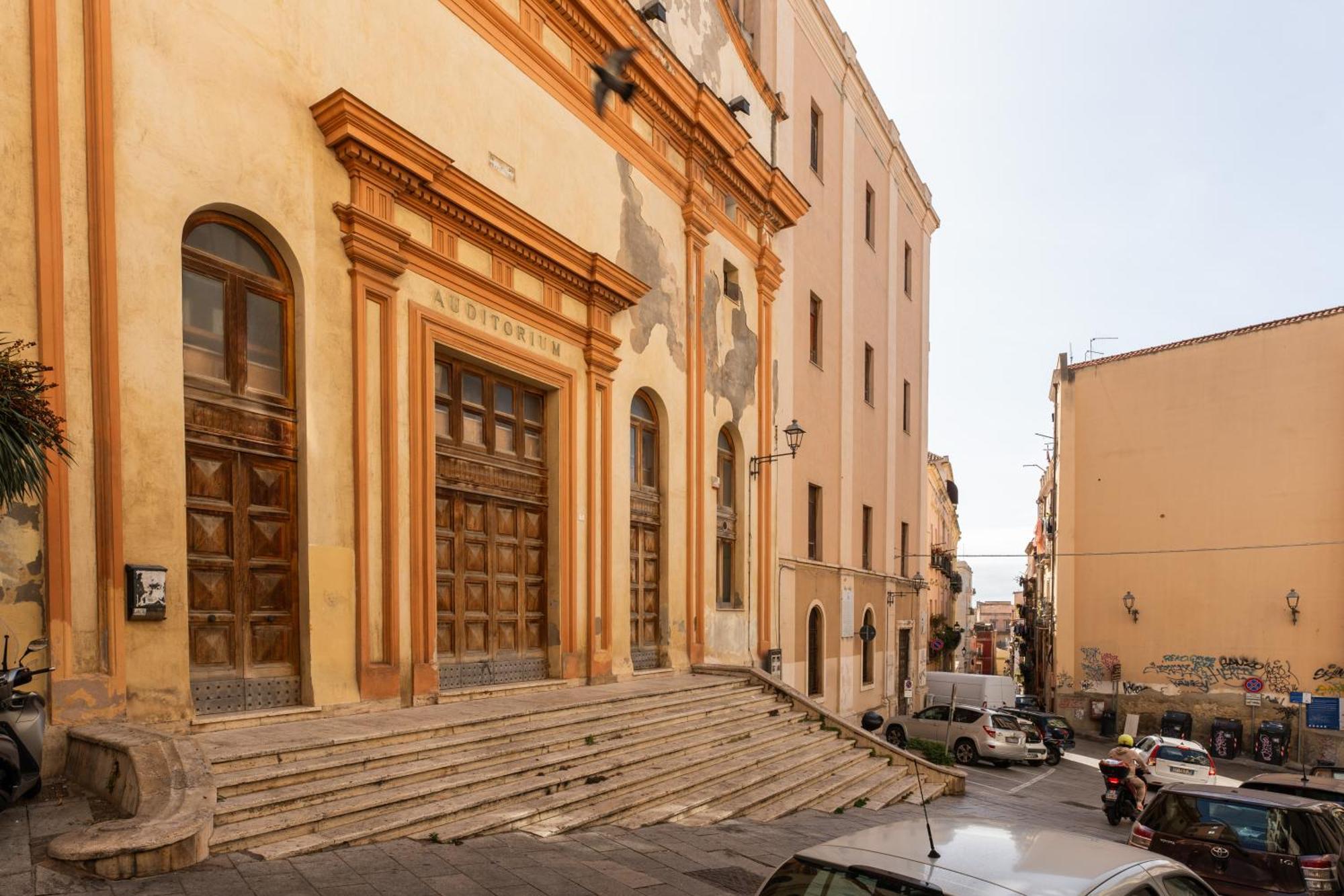 The Inga Rooms Marina Cagliari Exterior photo